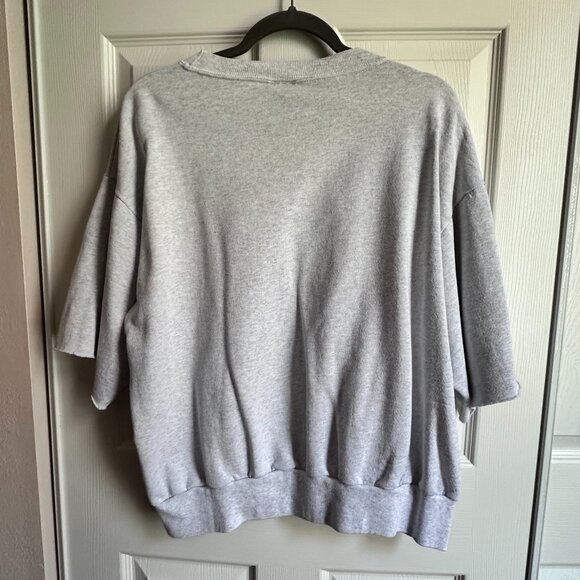 Vintage Women's Large Fall Puppy Sweatshirt Leaves Gray Cut Cropped Sleeve - Picture 2 of 11
